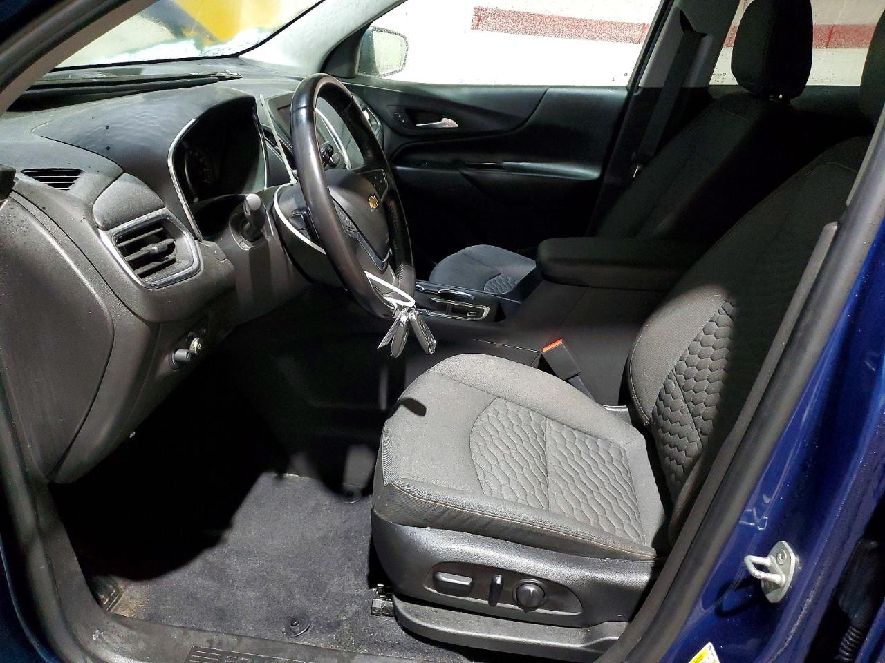 2020 CHEVROLET EQUINOX LT photo 7