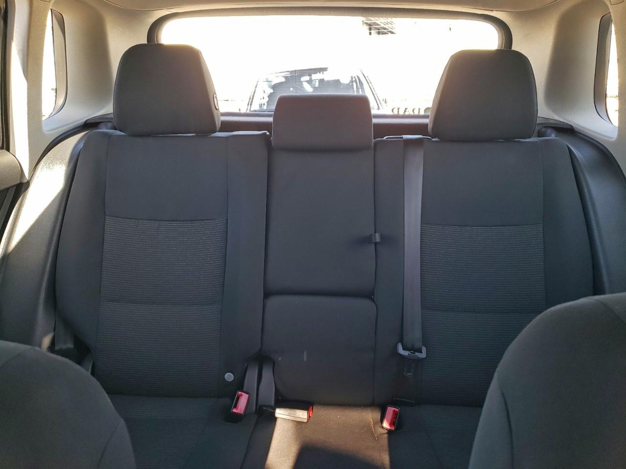 2012 VOLKSWAGEN TIGUAN S photo 10