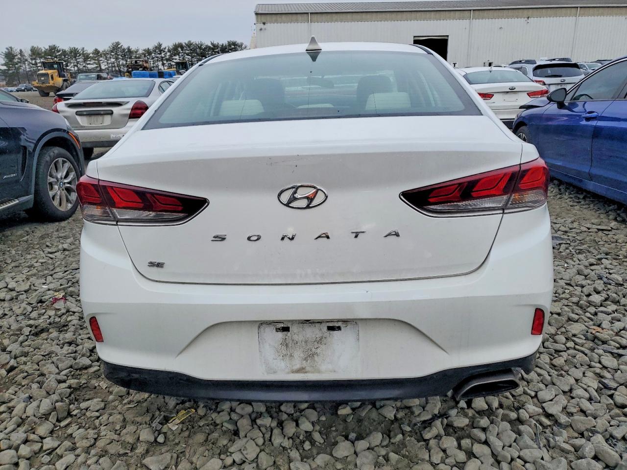 2018 HYUNDAI SONATA SE photo 6