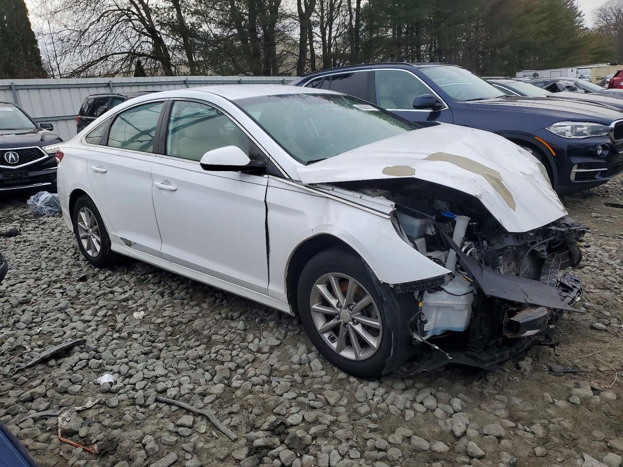 2018 HYUNDAI SONATA SE photo 4
