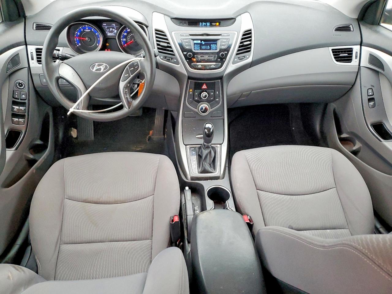 2015 HYUNDAI ELANTRA SE photo 8