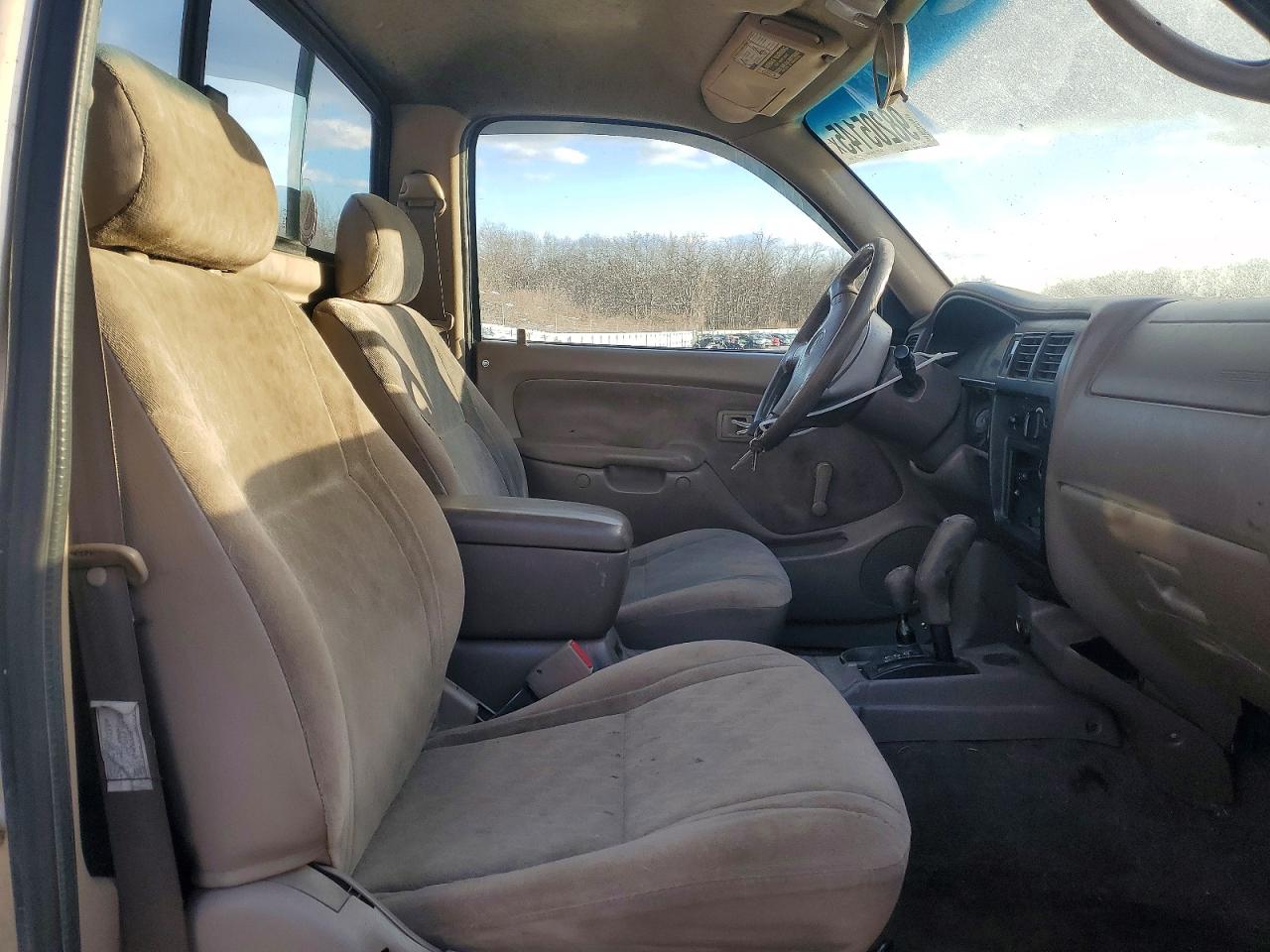 2001 TOYOTA TACOMA photo 10
