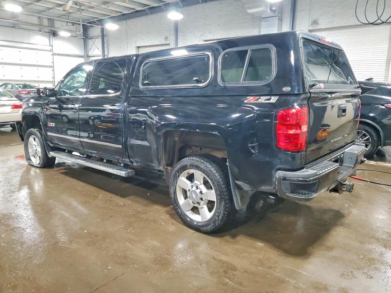 2016 CHEVROLET SILVERADO K2500 HEAVY DUTY LTZ photo 2