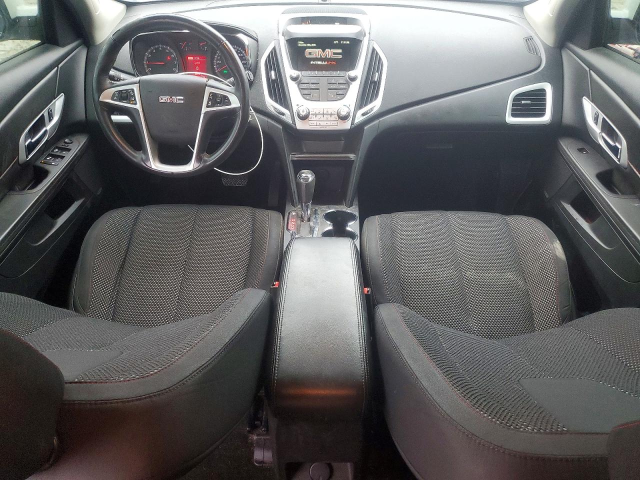2017 GMC TERRAIN SLE photo 8