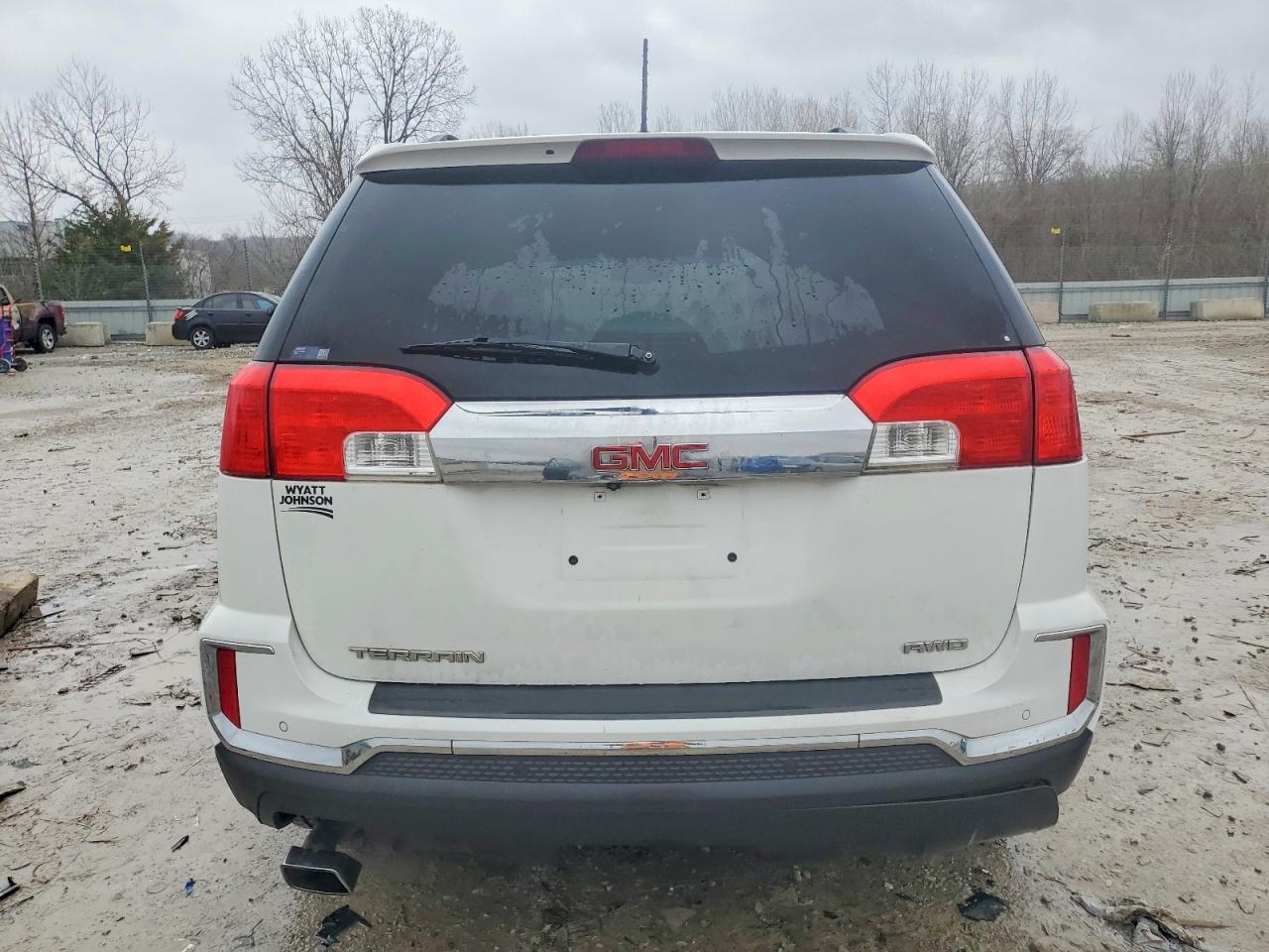 2017 GMC TERRAIN SLE photo 6