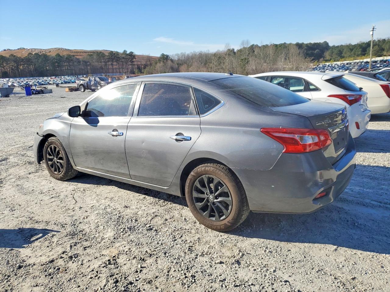 2017 NISSAN SENTRA S photo 2