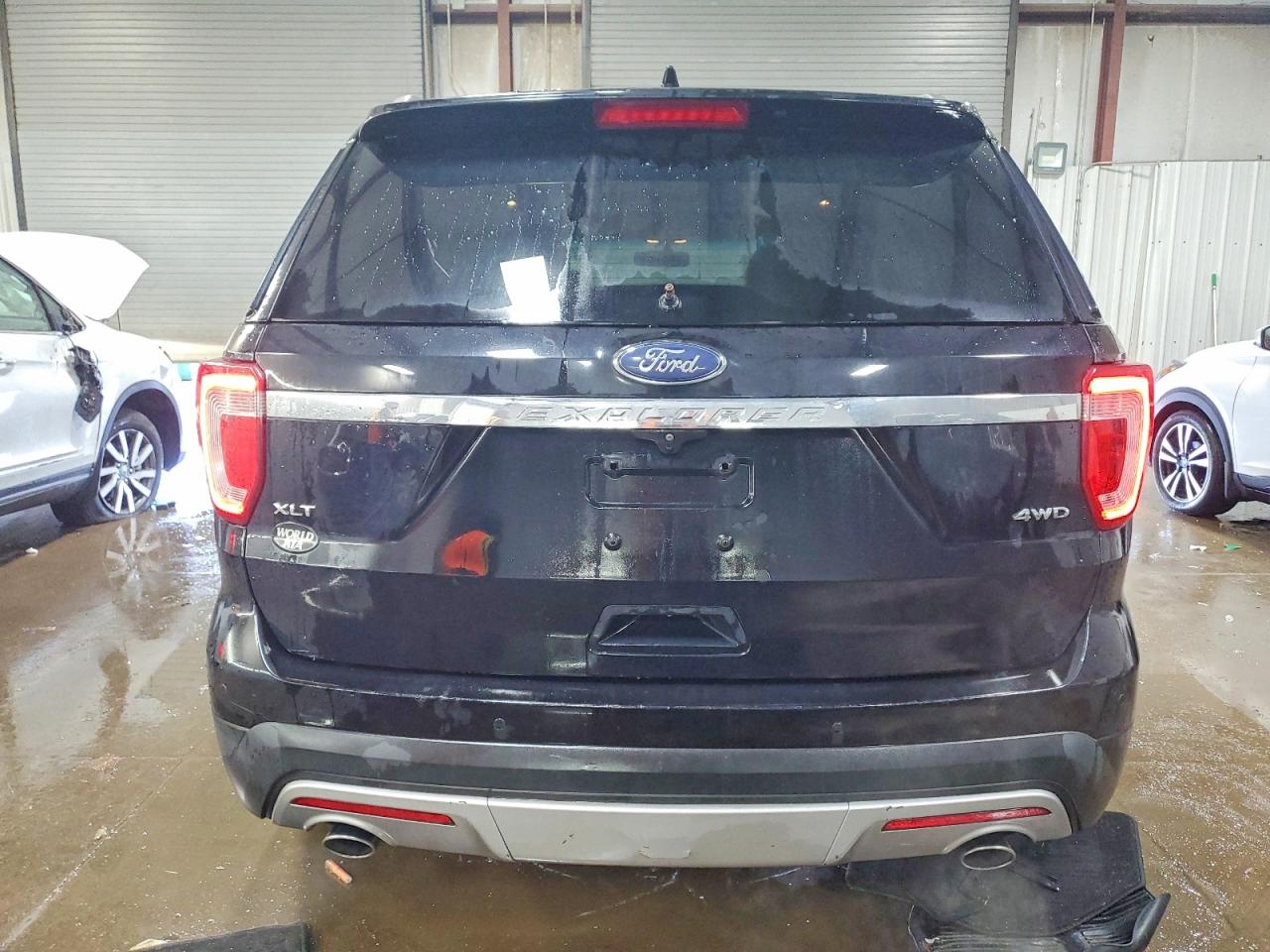 2017 FORD EXPLORER XLT photo 6