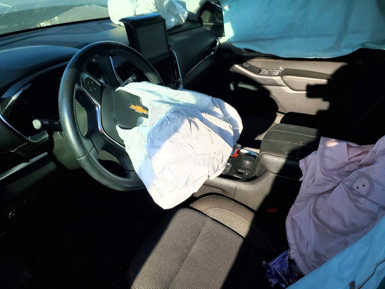 2020 CHEVROLET TRAVERSE LT photo 8