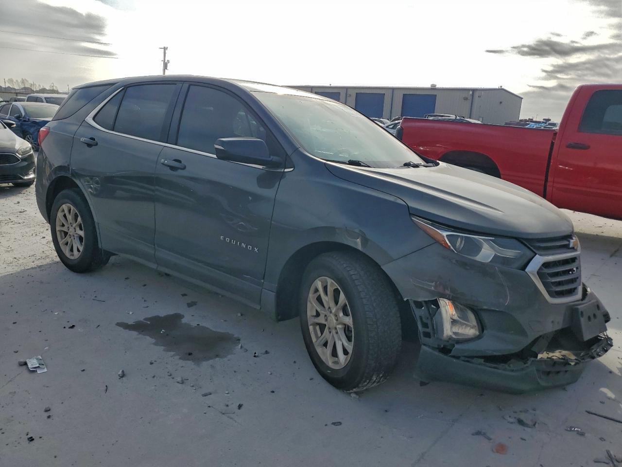 2018 CHEVROLET EQUINOX LT photo 4