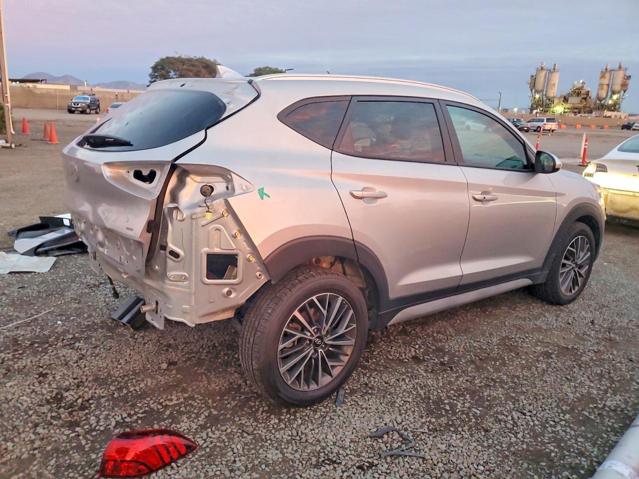 2021 HYUNDAI TUCSON LIMITED photo 3