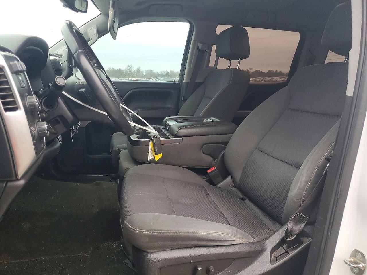 2016 CHEVROLET SILVERADO K1500 LT photo 7