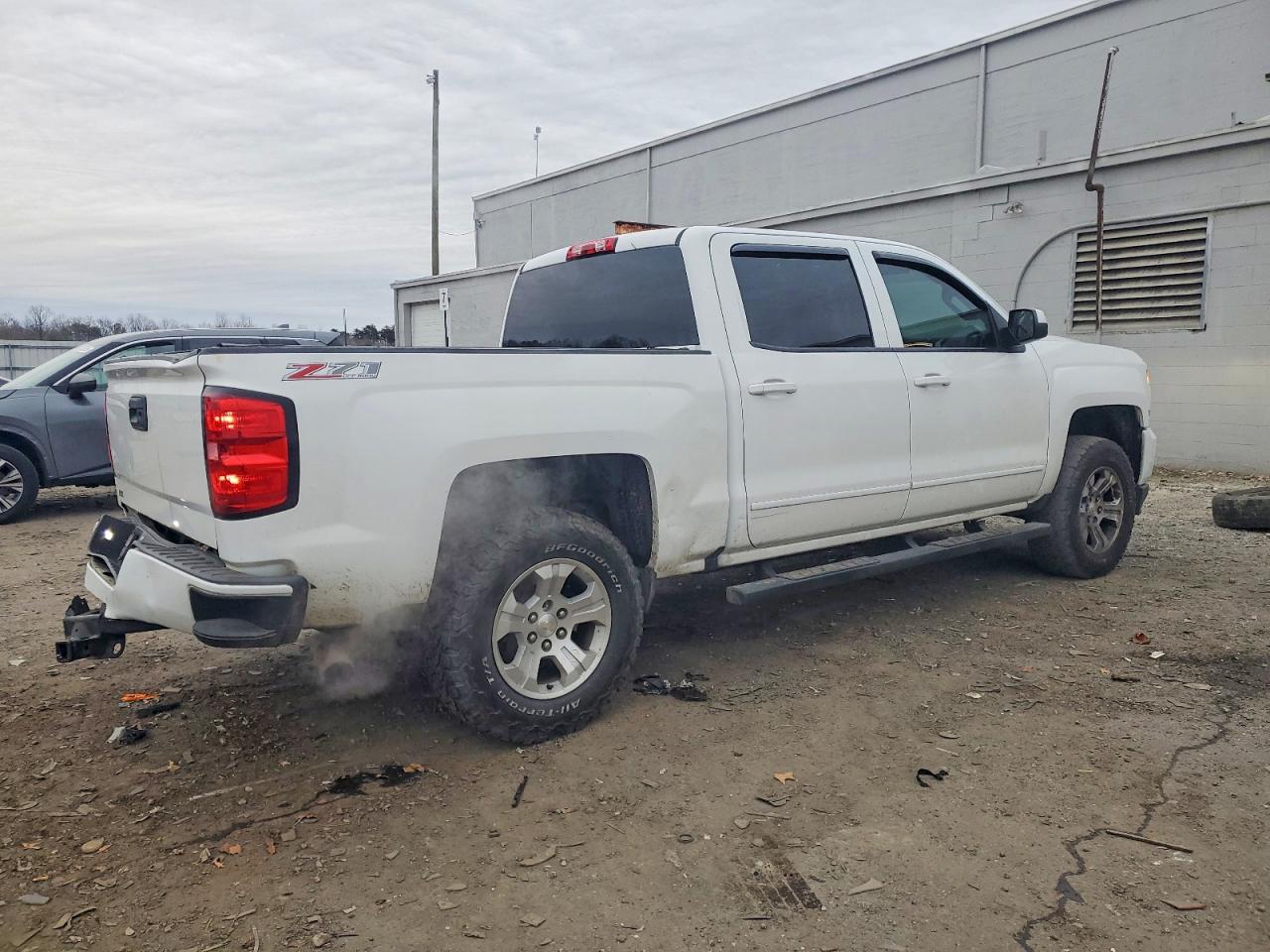 2016 CHEVROLET SILVERADO K1500 LT photo 3