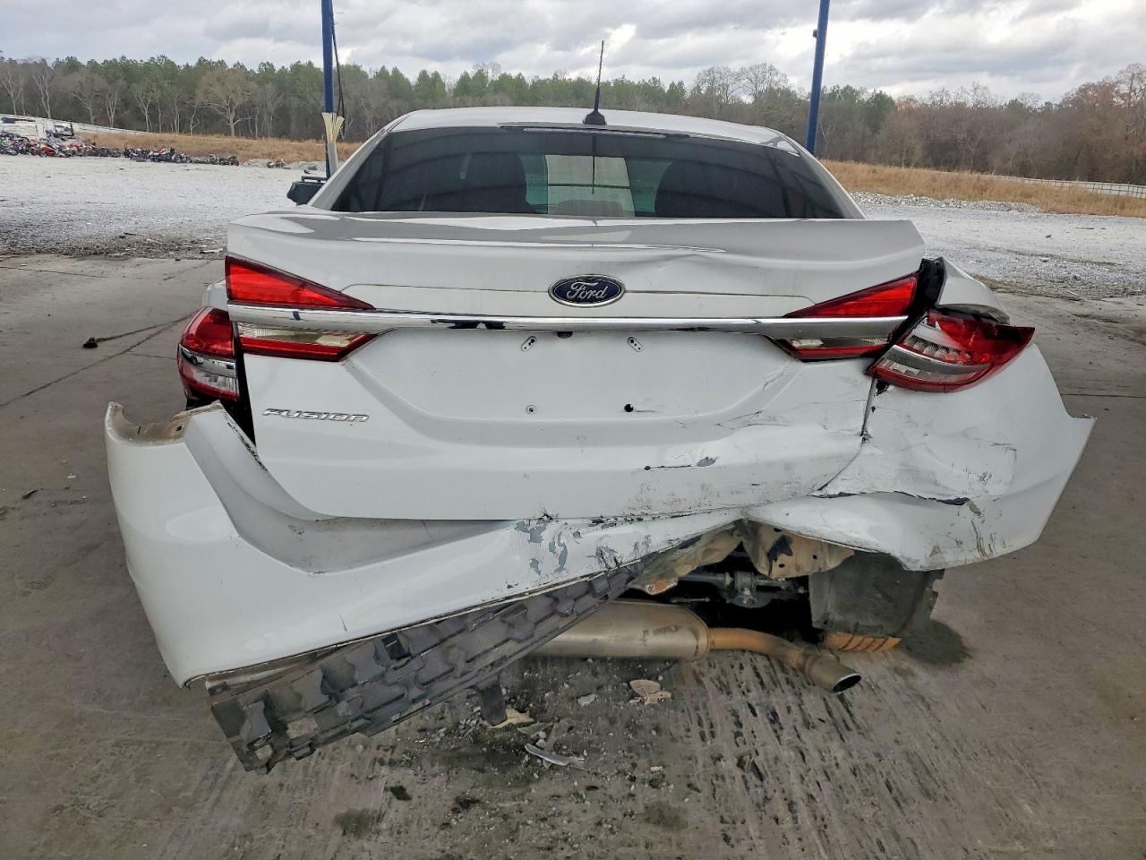 2017 FORD FUSION S photo 6