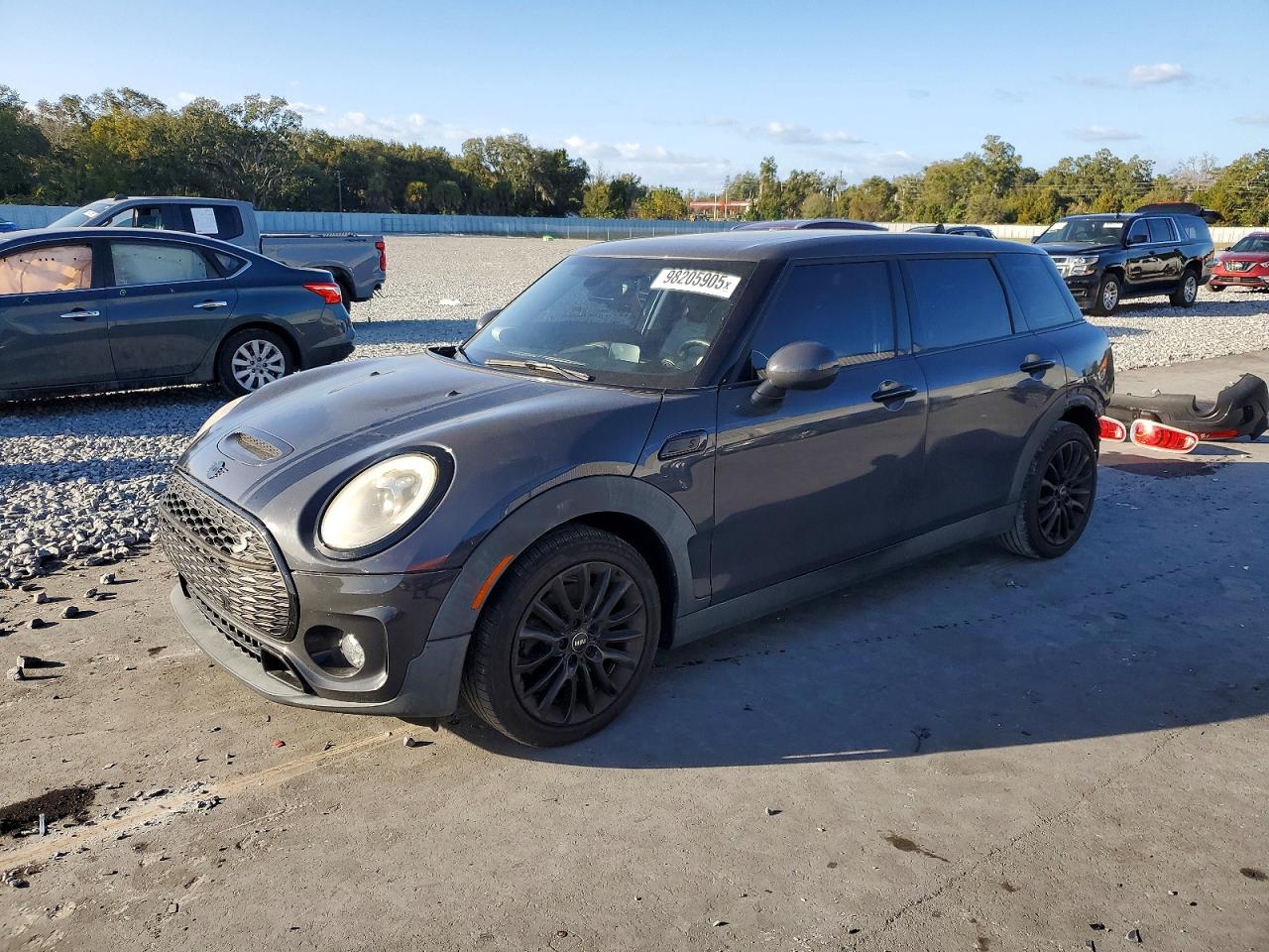 2017 MINI COOPER