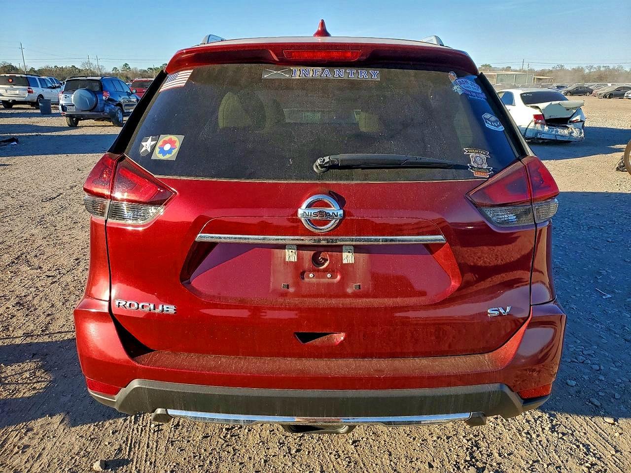 2018 NISSAN ROGUE S photo 11