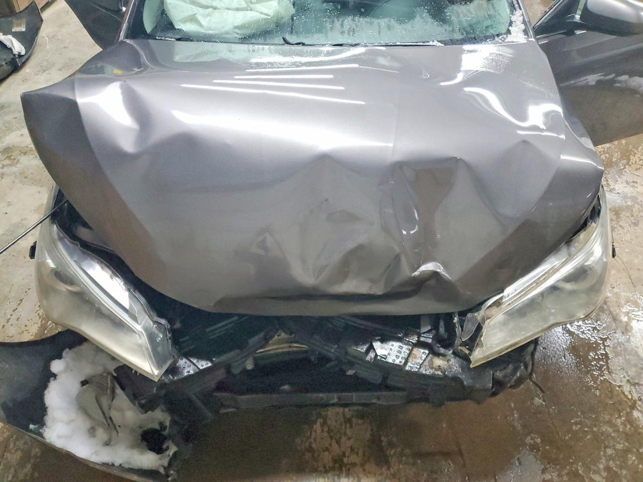 2017 TOYOTA CAMRY LE photo 11