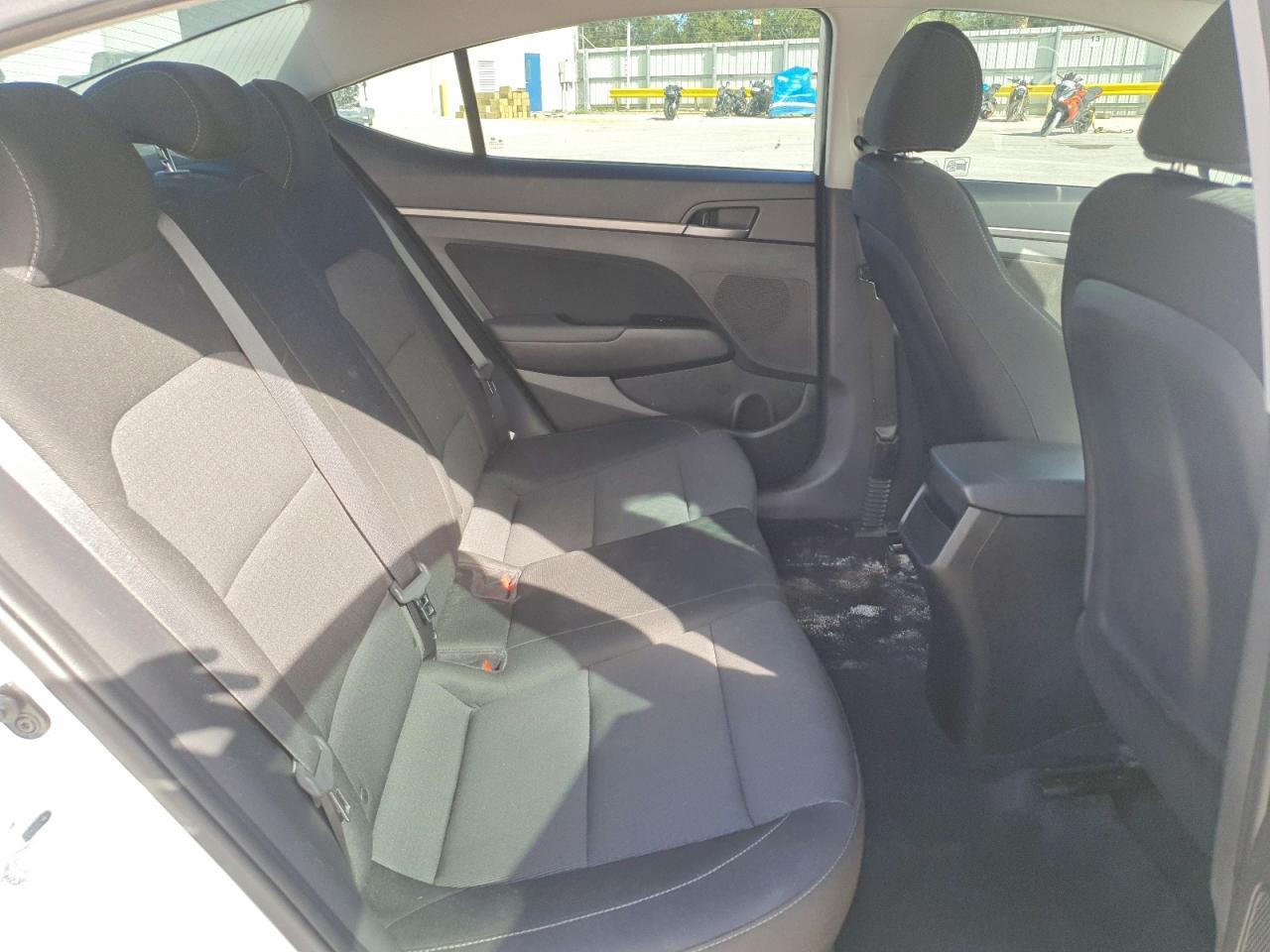 2018 HYUNDAI ELANTRA SEL photo 10