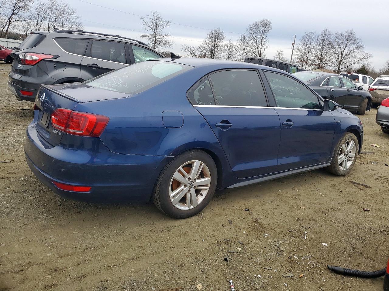 2013 VOLKSWAGEN JETTA HYBRID photo 3