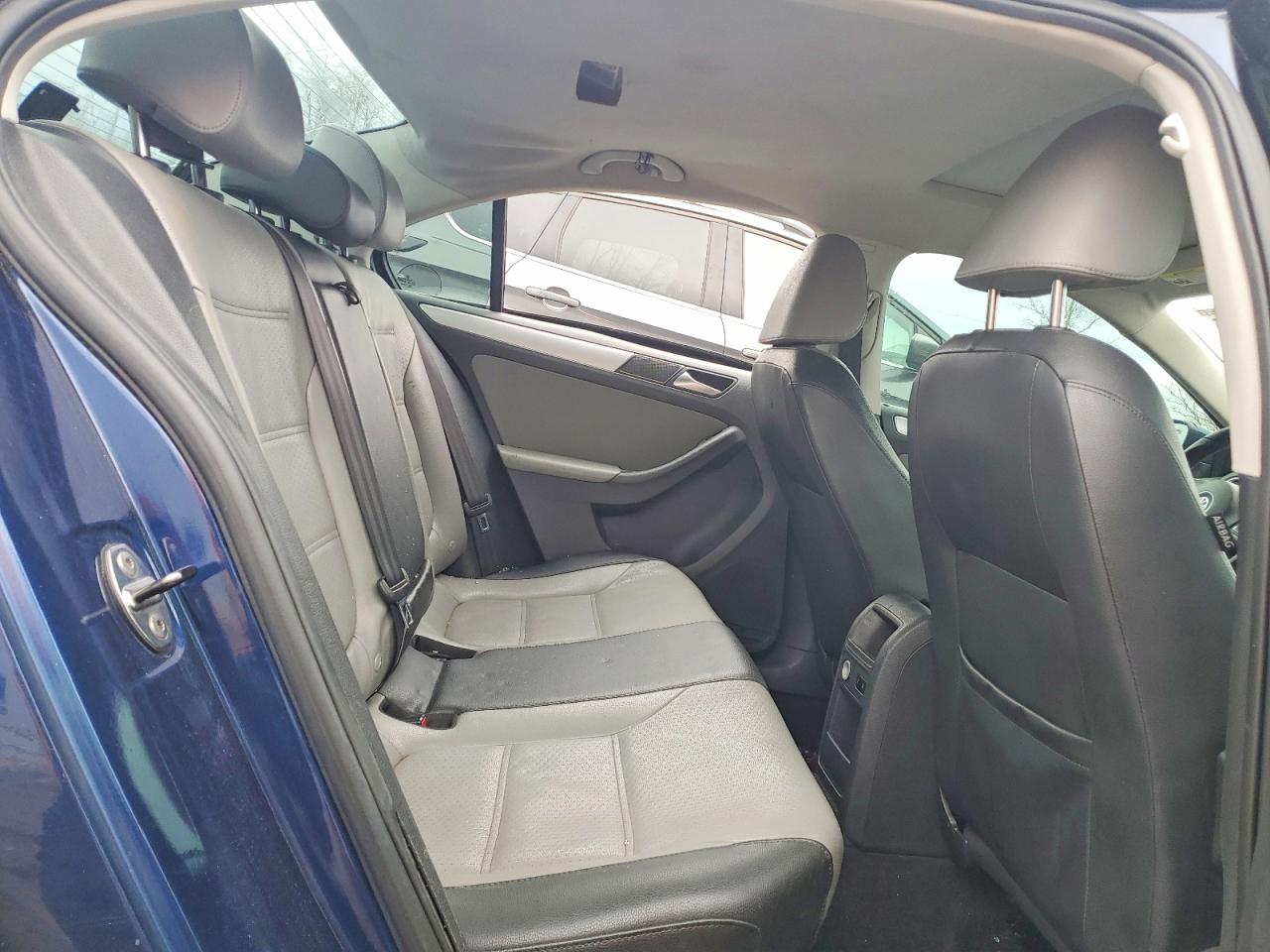 2013 VOLKSWAGEN JETTA HYBRID photo 10