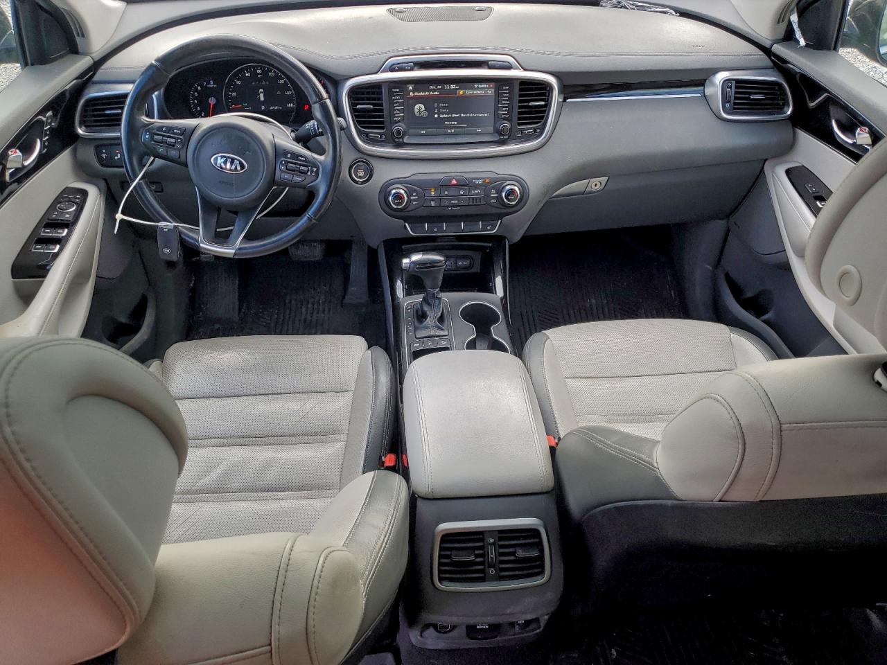 2016 KIA SORENTO SX photo 15