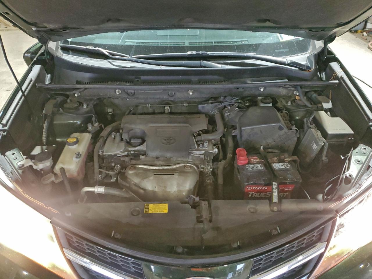 2013 TOYOTA RAV4 XLE photo 12