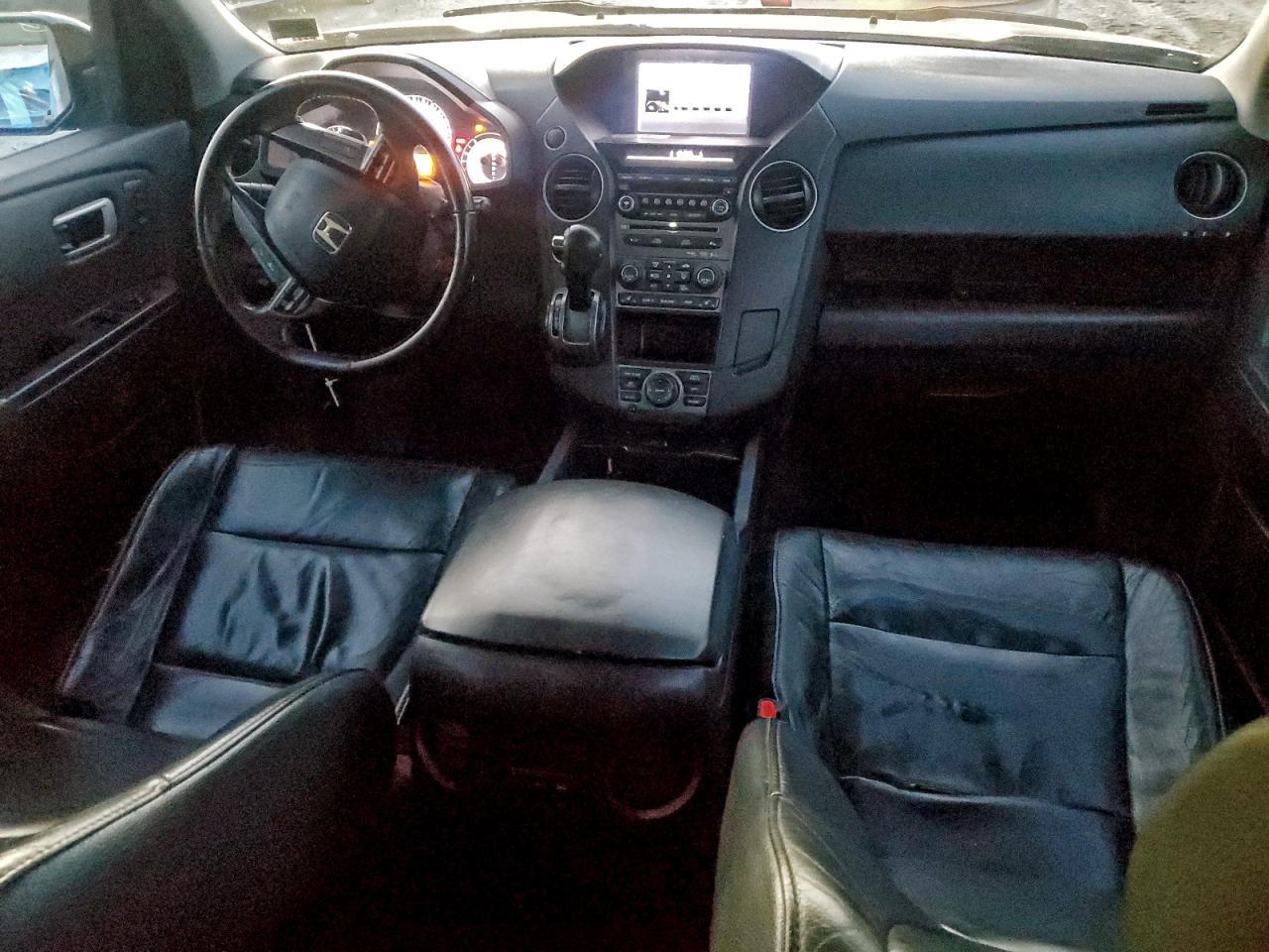 2012 HONDA PILOT photo 8