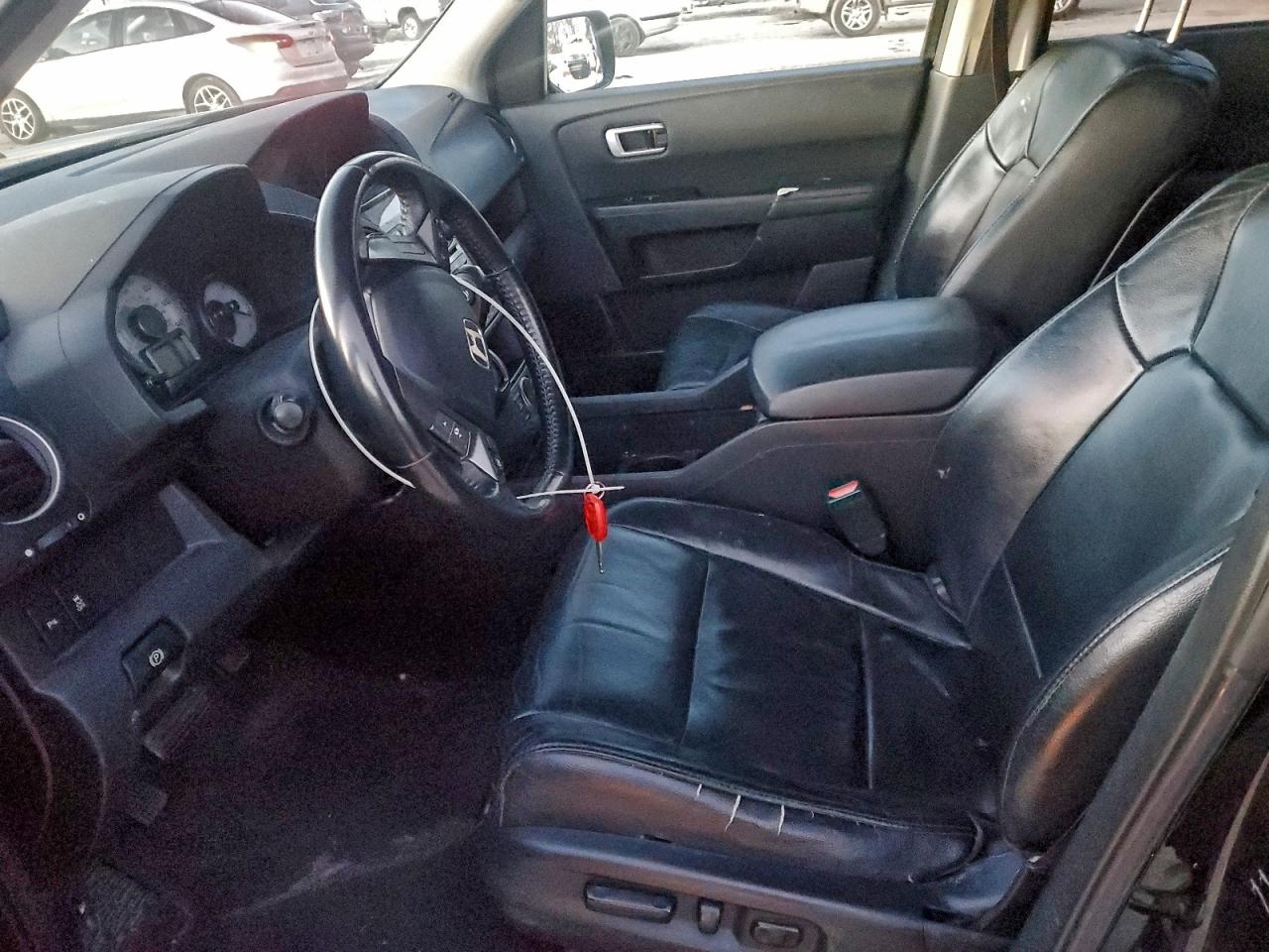 2012 HONDA PILOT photo 7