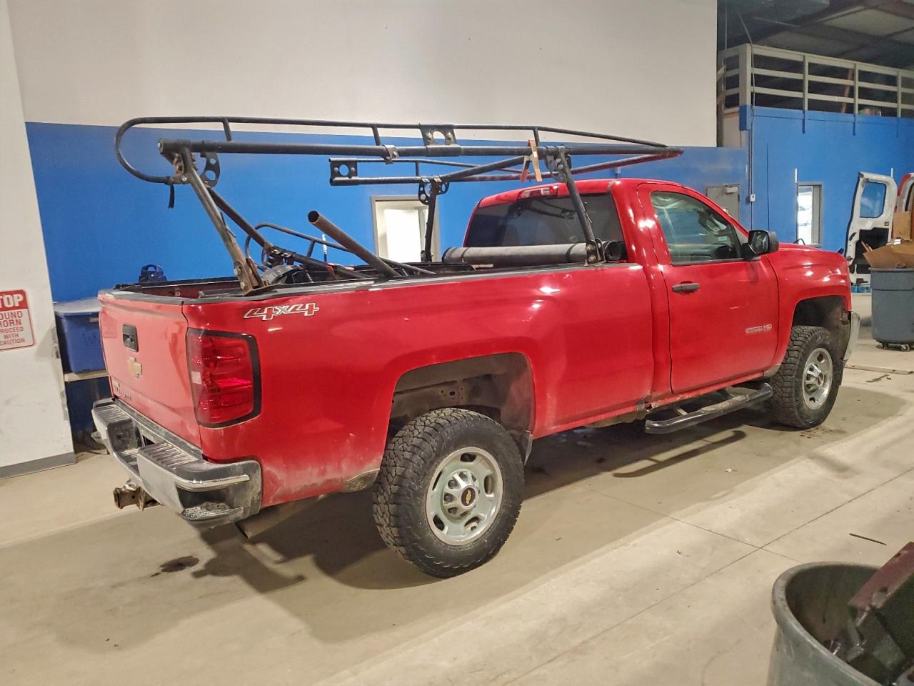 2016 CHEVROLET SILVERADO K2500 HEAVY DUTY photo 3