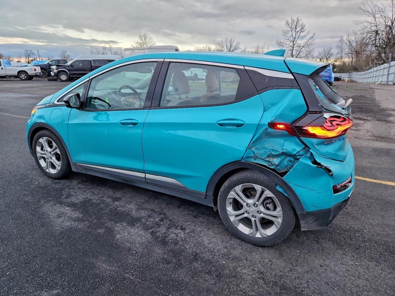 2020 CHEVROLET BOLT EV LT photo 2