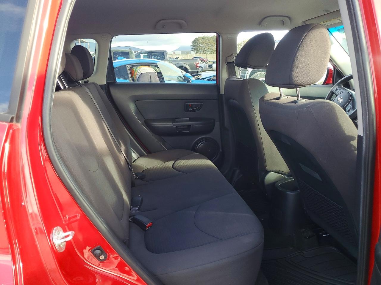 2013 KIA SOUL photo 10