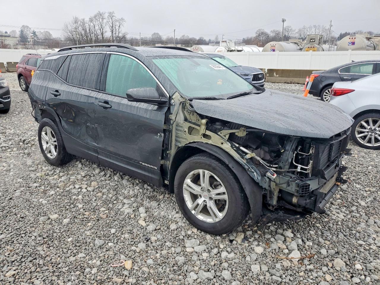 2019 GMC TERRAIN SLE photo 4