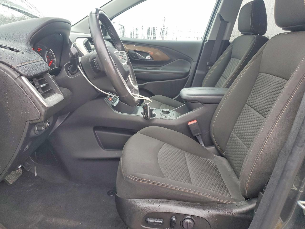 2019 GMC TERRAIN SLE photo 7