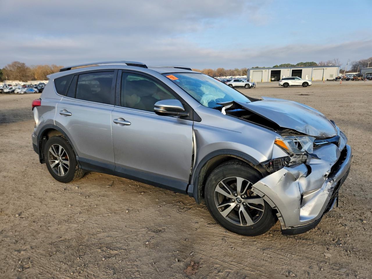 2018 TOYOTA RAV4 ADVENTURE photo 4