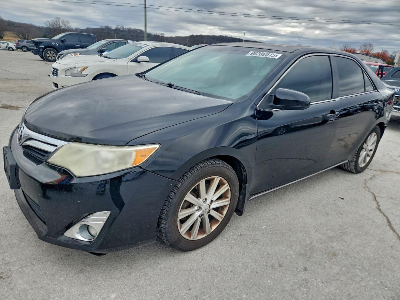 2014 TOYOTA CAMRY