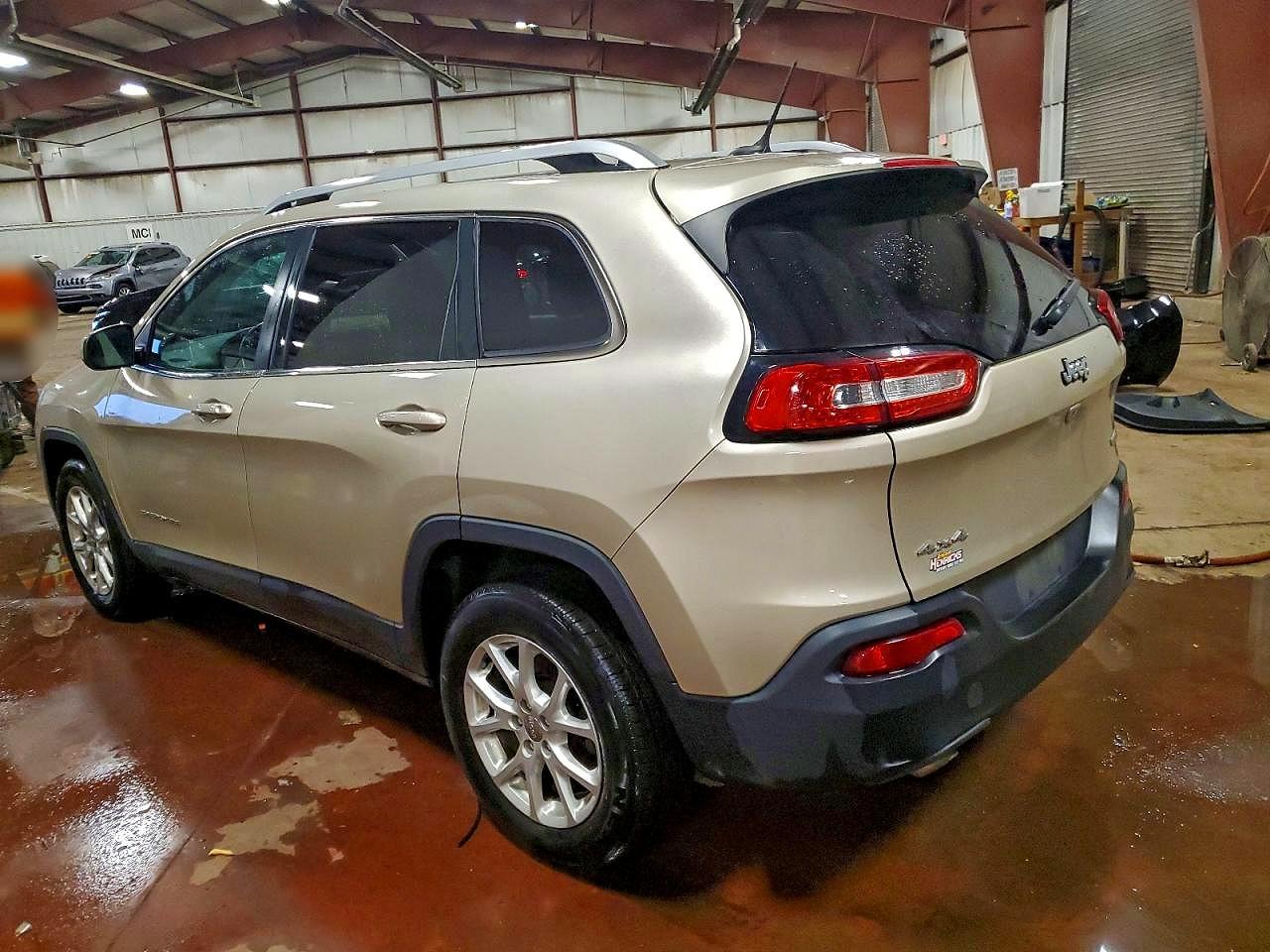 2015 JEEP CHEROKEE LATITUDE photo 2