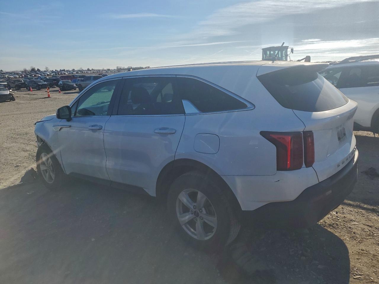 2022 KIA SORENTO LX photo 2
