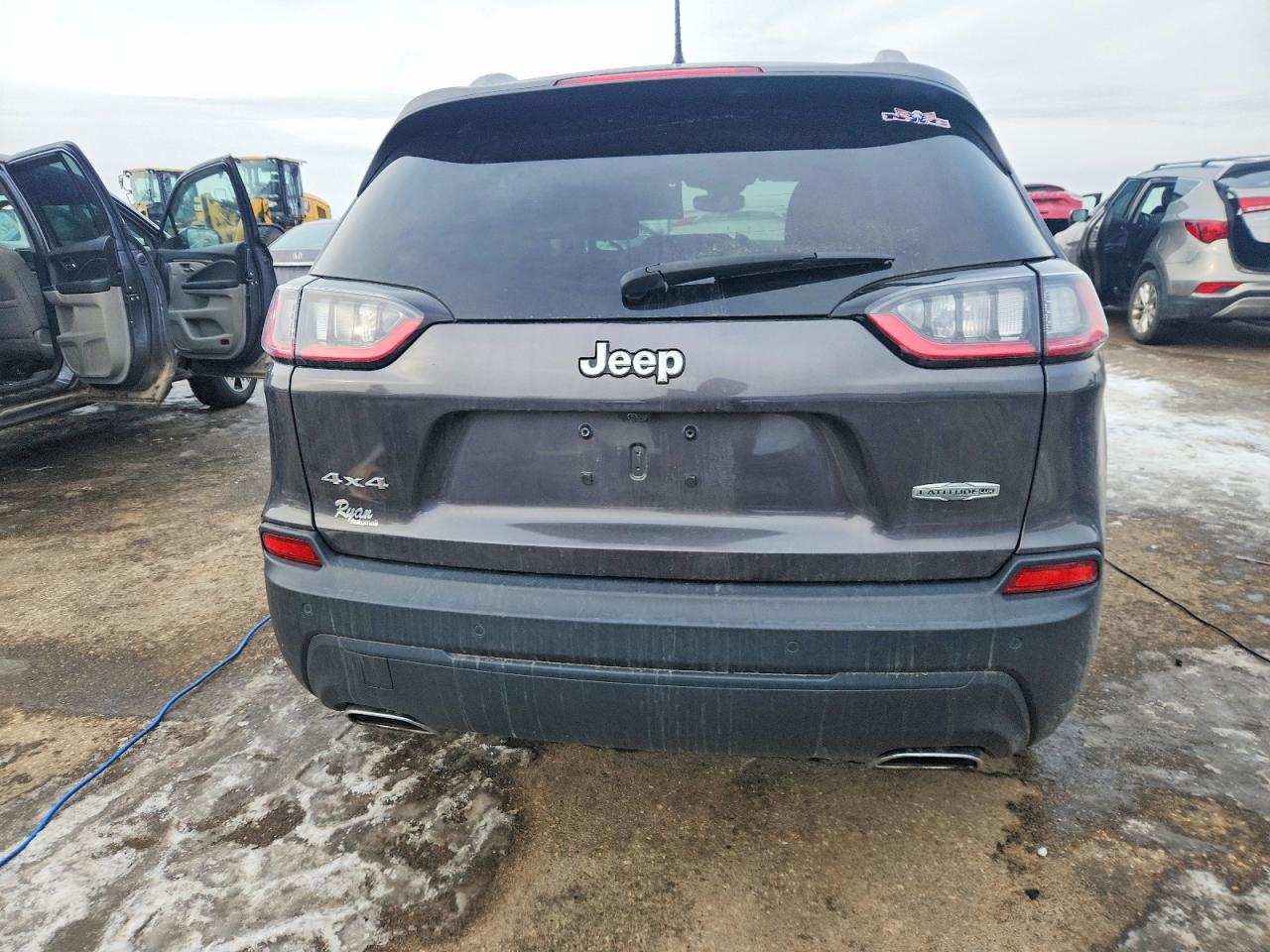 2021 JEEP CHEROKEE LATITUDE LUX photo 6