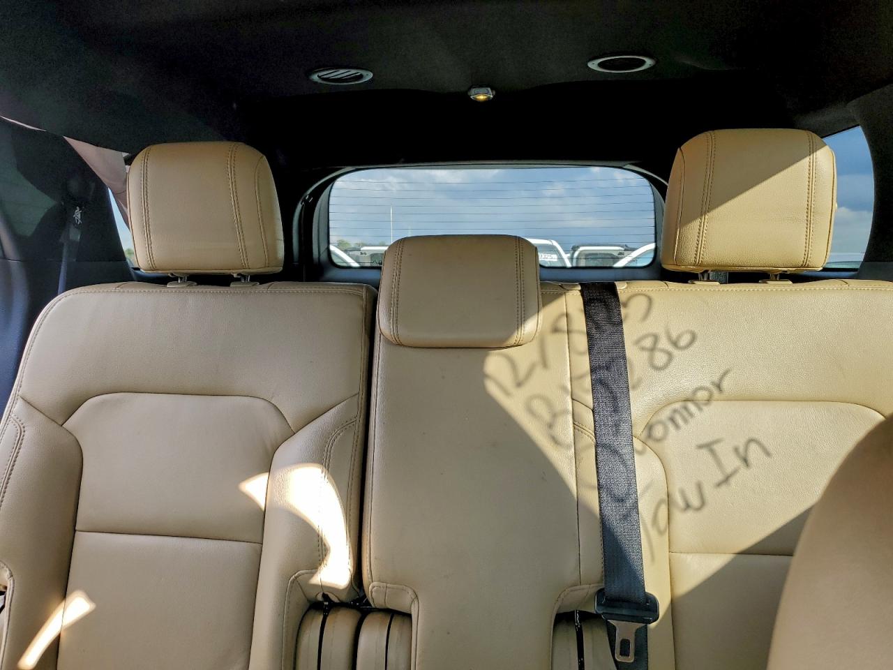 2016 FORD EXPLORER XLT photo 10