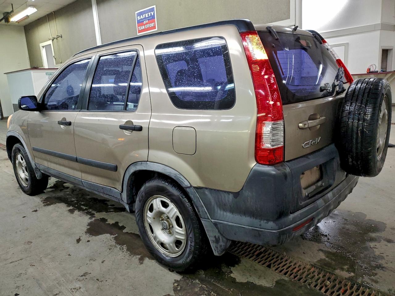 2005 HONDA CR-V LX photo 2