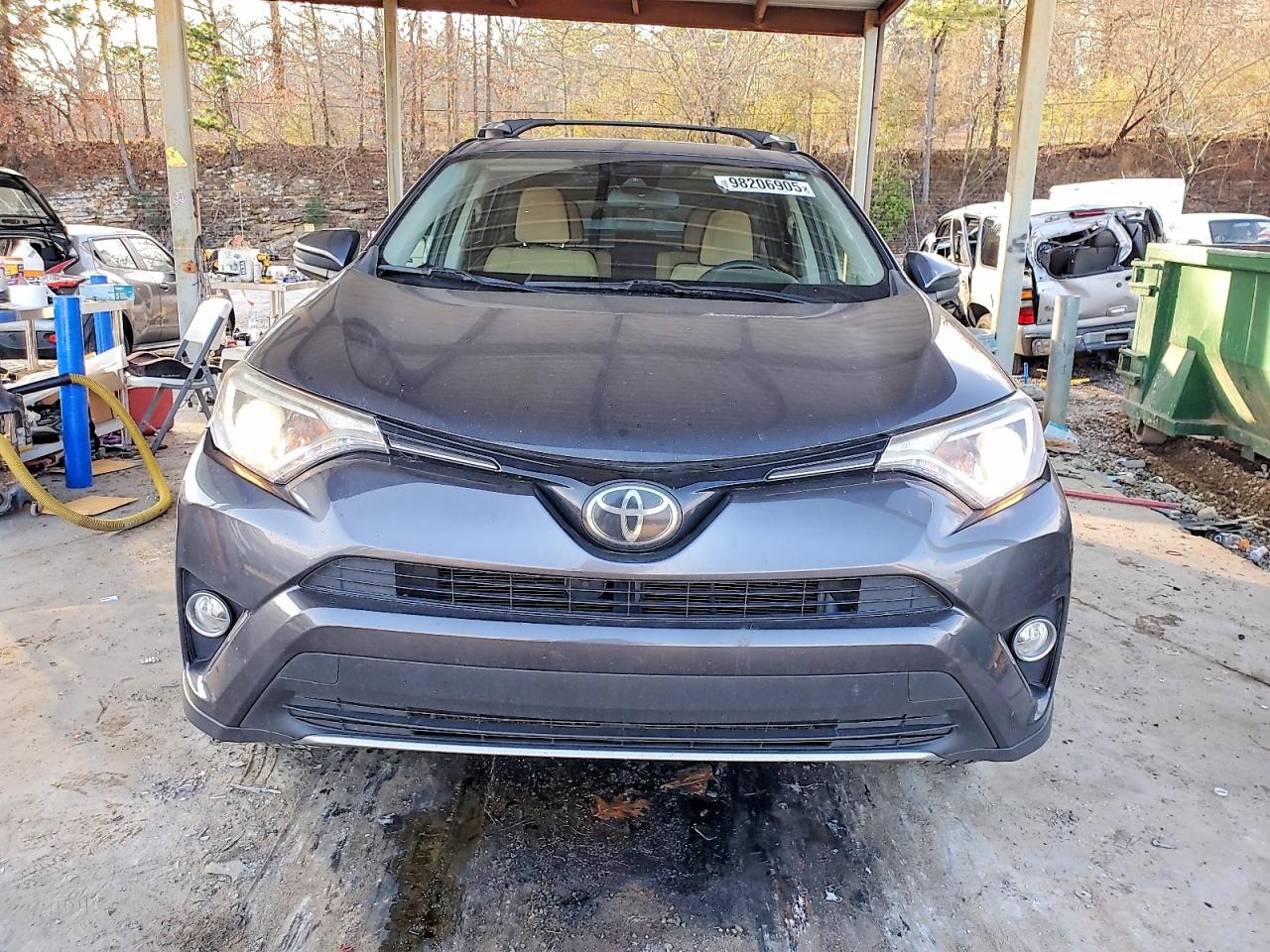 2018 TOYOTA RAV4 ADVENTURE photo 5