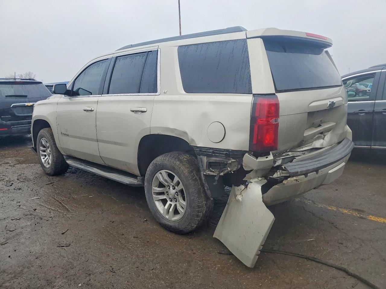 2015 CHEVROLET TAHOE K1500 LT photo 2