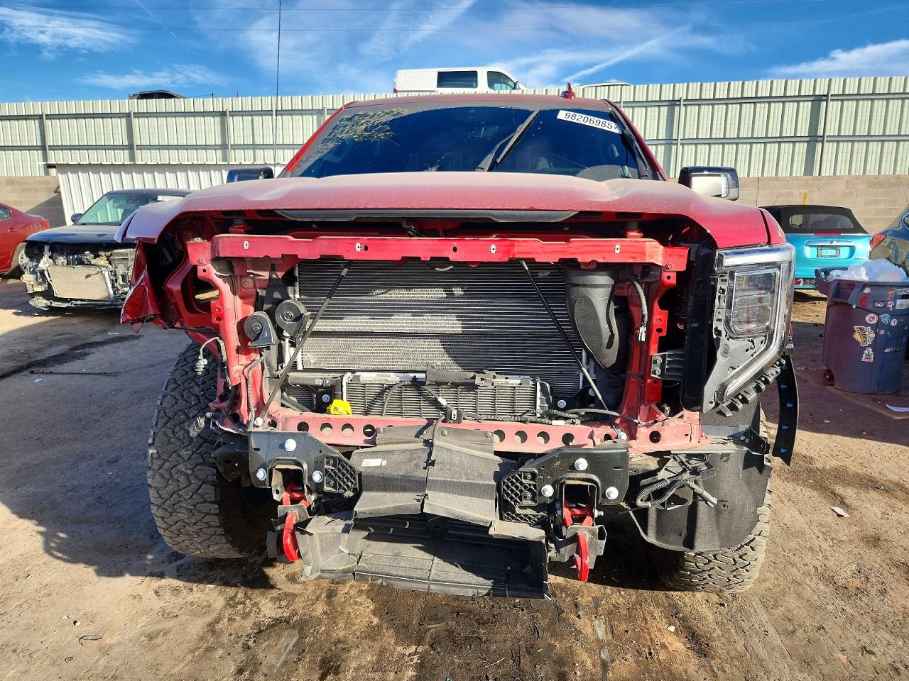 2025 GMC SIERRA K1500 AT4 photo 5