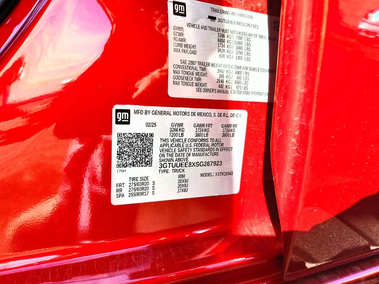 2025 GMC SIERRA K1500 AT4 photo 12