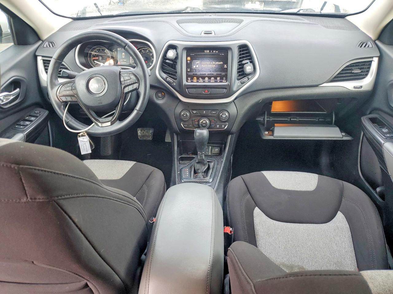 2014 JEEP CHEROKEE LATITUDE photo 8