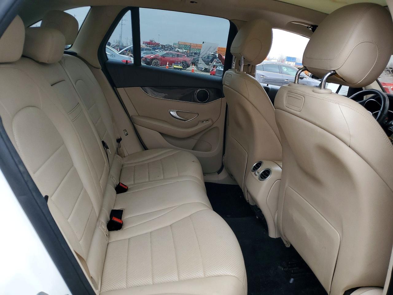 2018 MERCEDES-BENZ GLC 300 photo 11