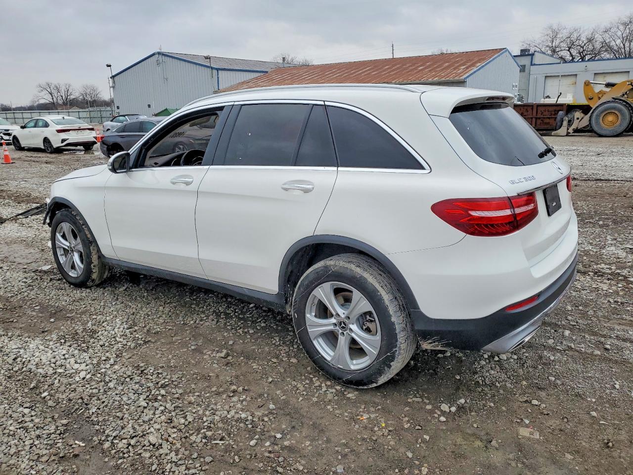 2018 MERCEDES-BENZ GLC 300 photo 2