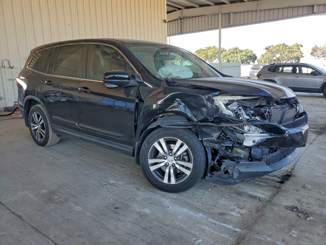 2016 HONDA PILOT EXL photo 4