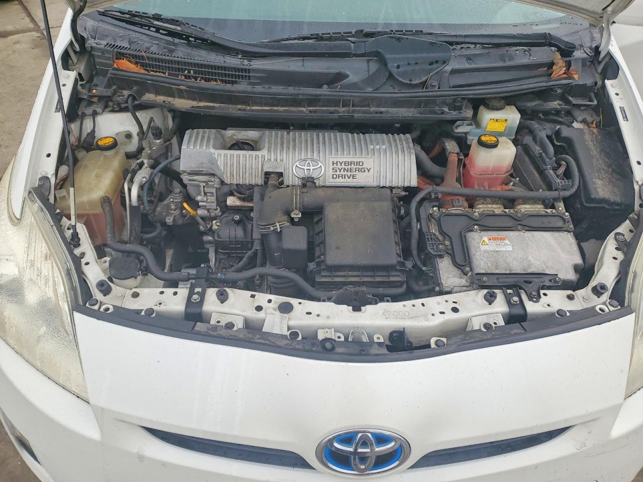 2010 TOYOTA PRIUS photo 11
