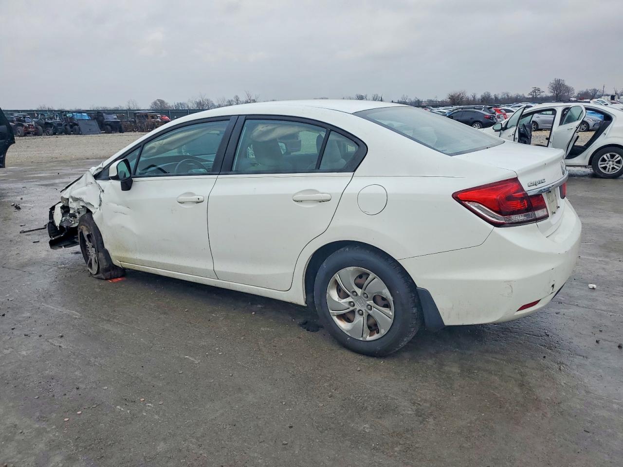 2013 HONDA CIVIC LX photo 2