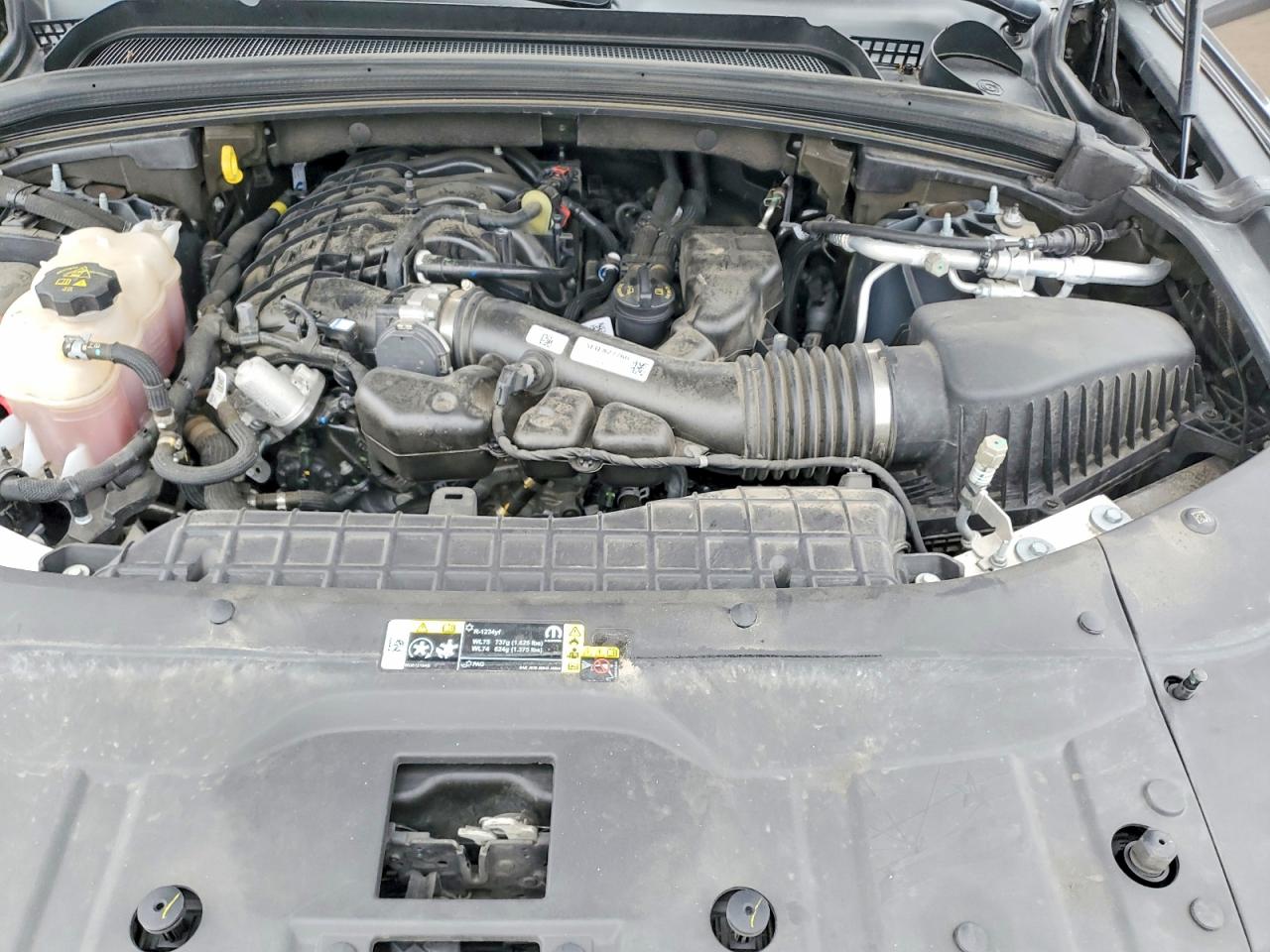 2024 JEEP GRAND CHEROKEE LAREDO photo 11